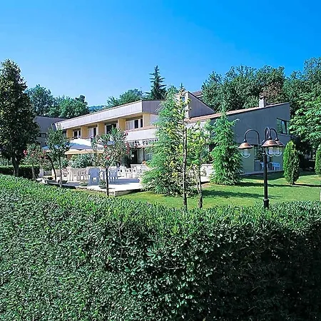 Pennile Hotel 3*